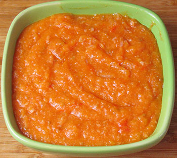 Old style tangy tomato sauce